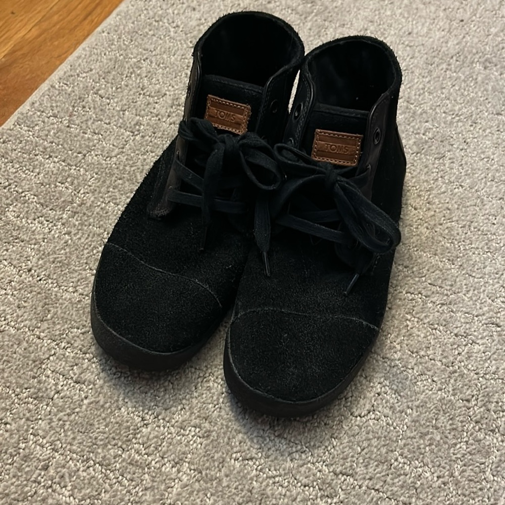 TOMS W7